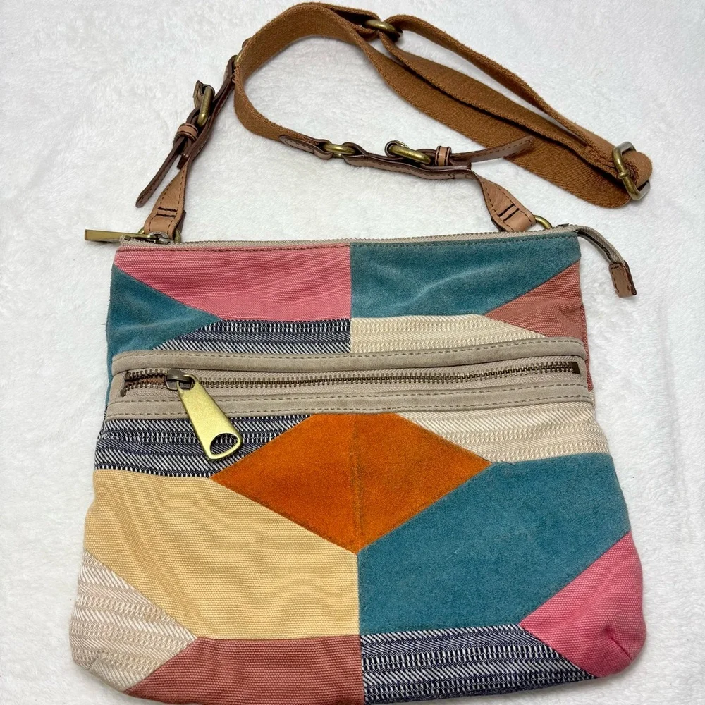 Fossil Vintage Patchwork‎ Suede Colorful Boho Style Geometric Crossbody Bag